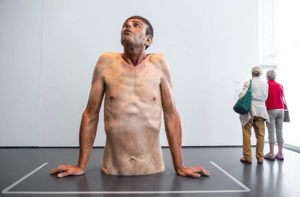 Hyperrealism Sculpture: This is not a body